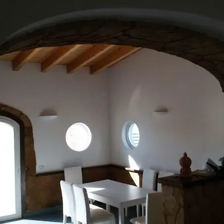 Chalet La Nave Alpesi faház Anzio